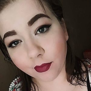 Meet your Posher, Winter leigh